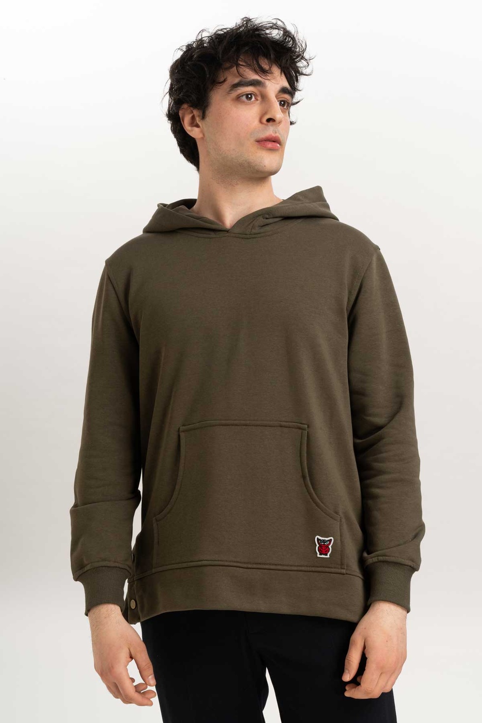 Çıt Çıt Detaylı Kapüşonlu Erkek Sweatshirt