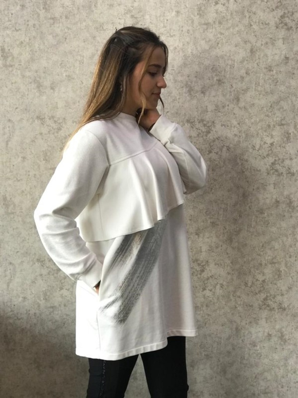 Fırfır Detaylı Sweatshirt