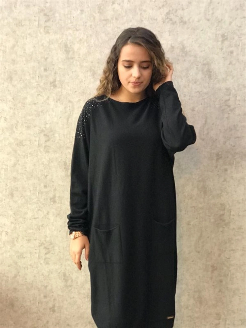 Omzu Taşlı Tunik -