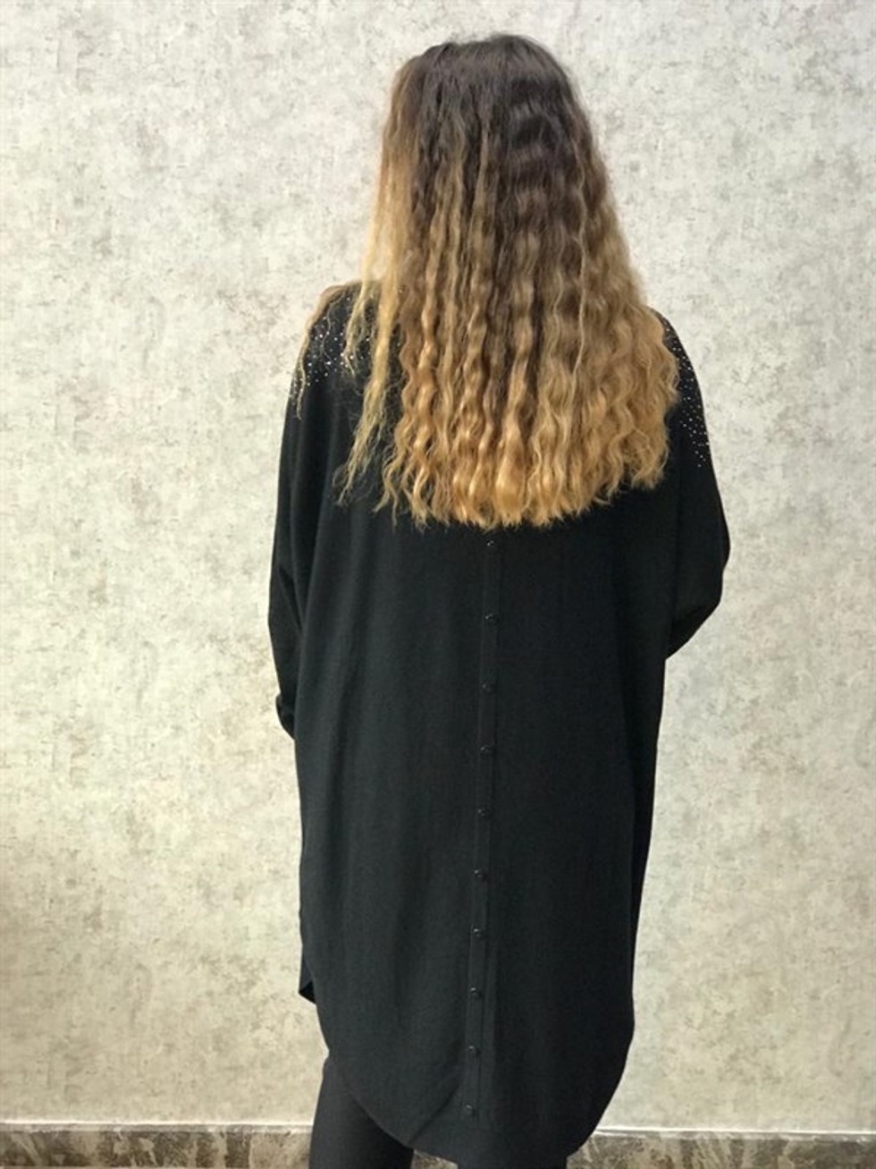 Omzu Taşlı Tunik -