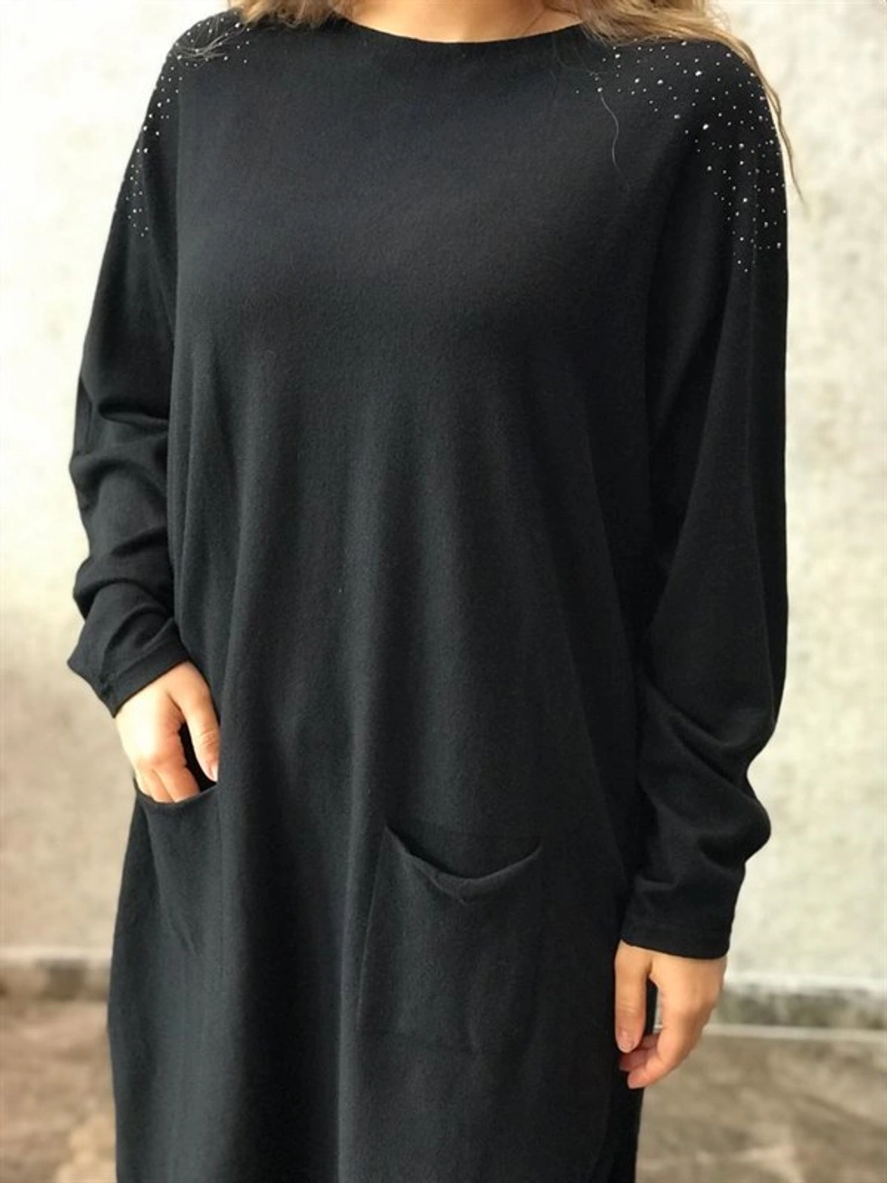 Omzu Taşlı Tunik -