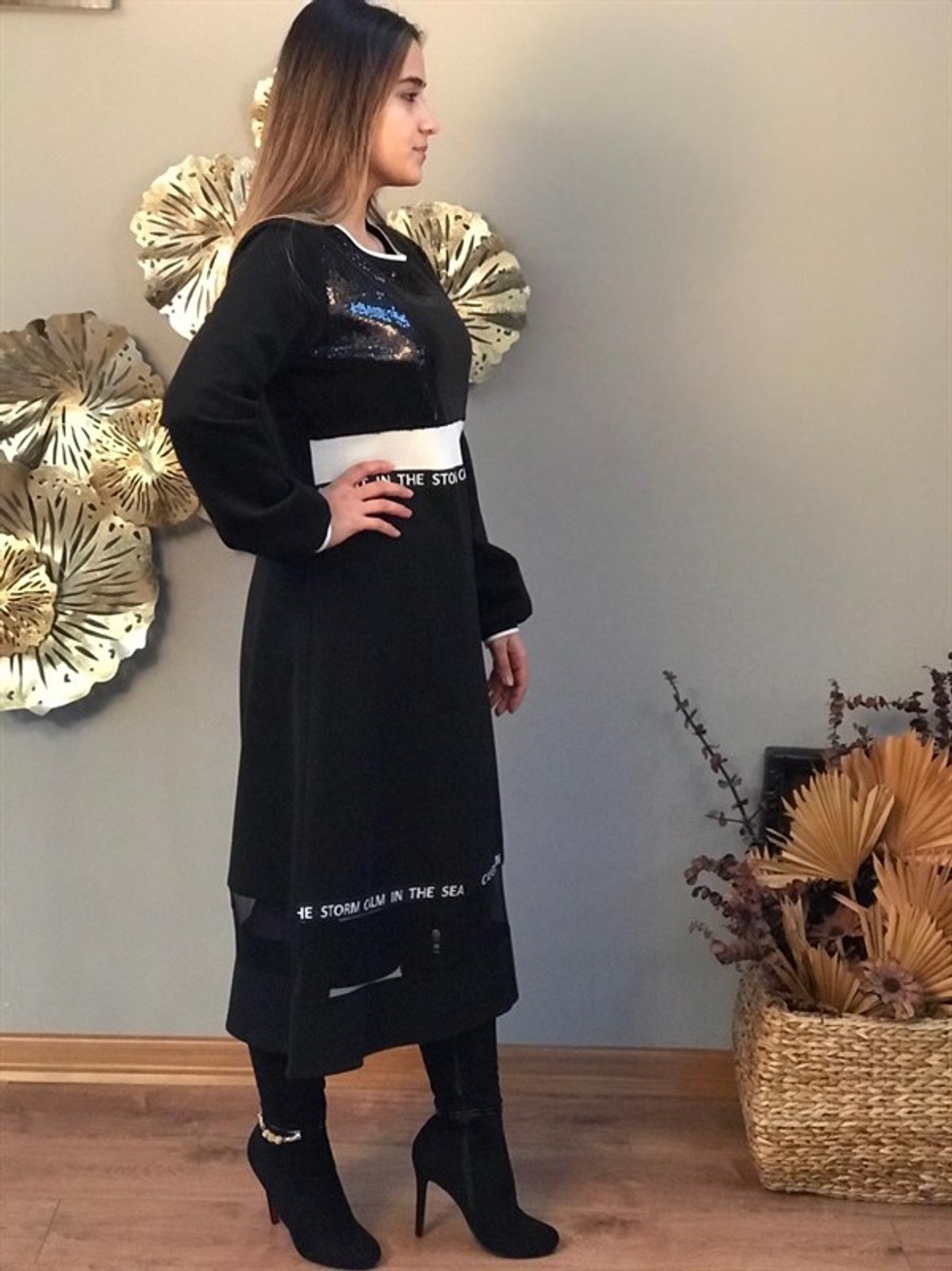 Tül Detay Elbise -