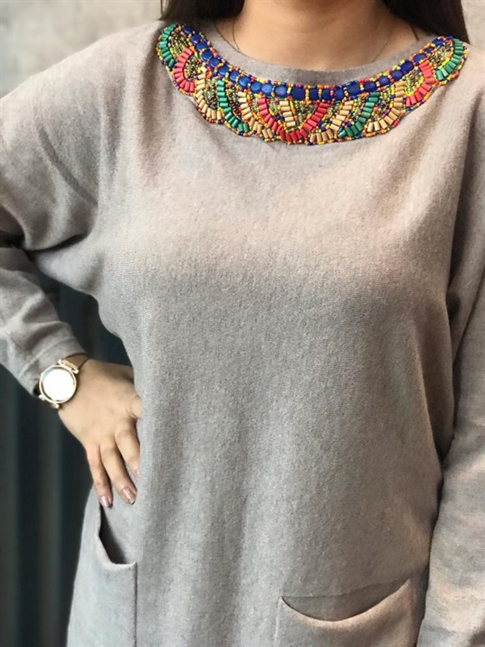 Yakası İşlemeli Tunik -