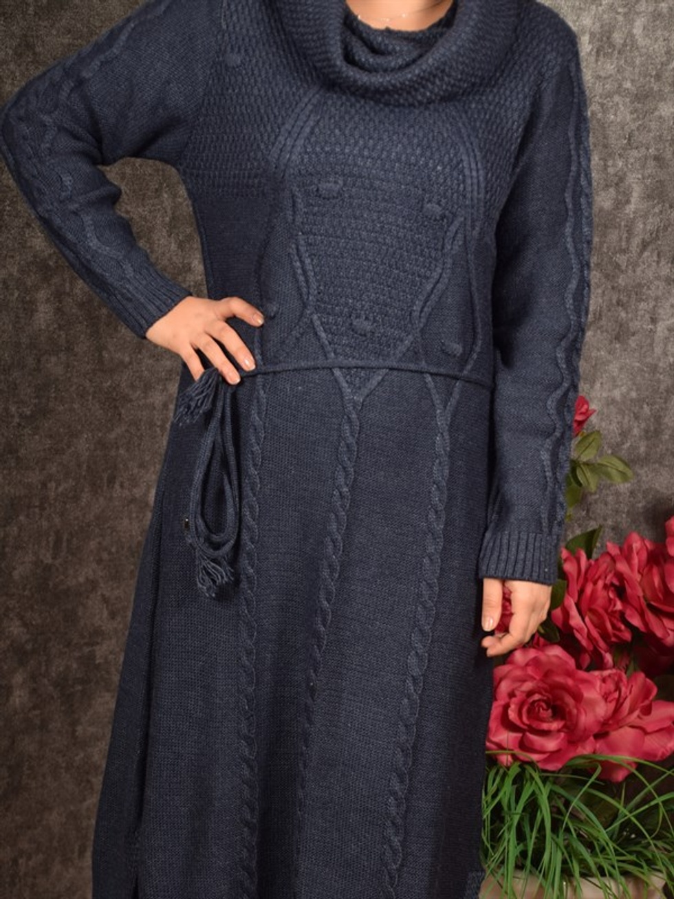 Kemerli Elbise -