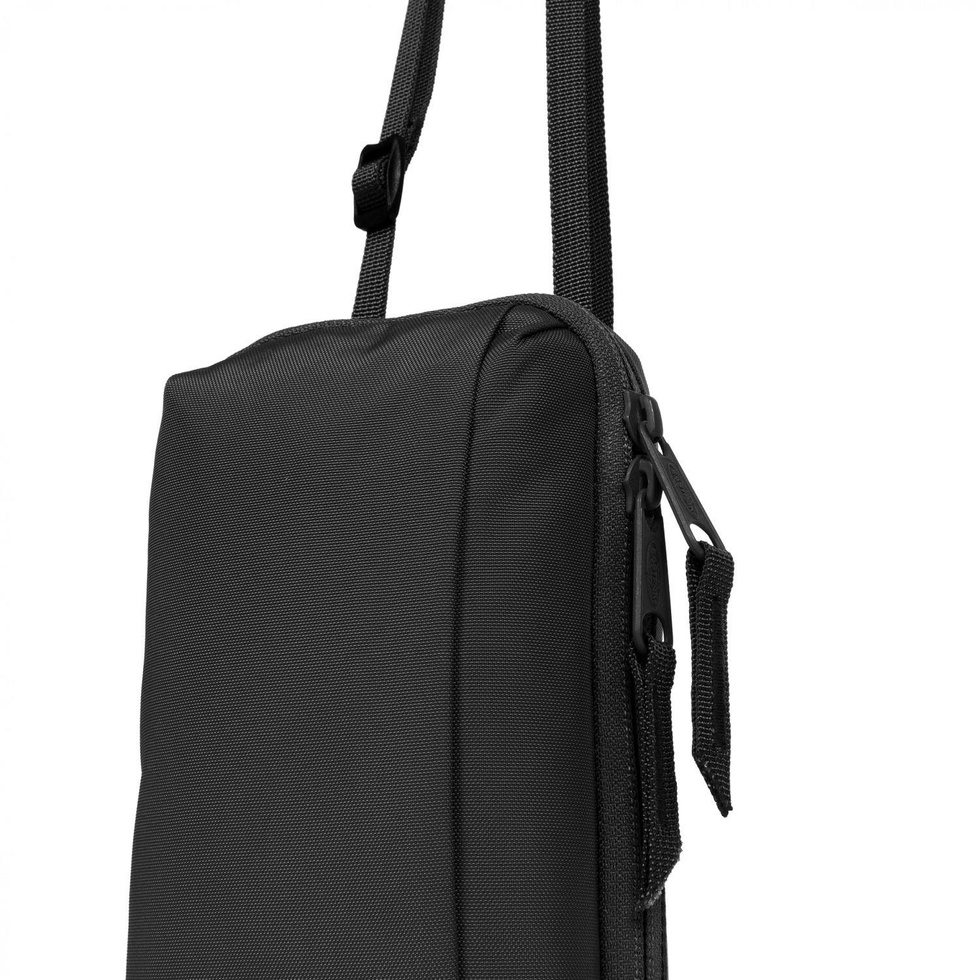 CNNCT F POUCH BLACK Mini Omuz Çantası