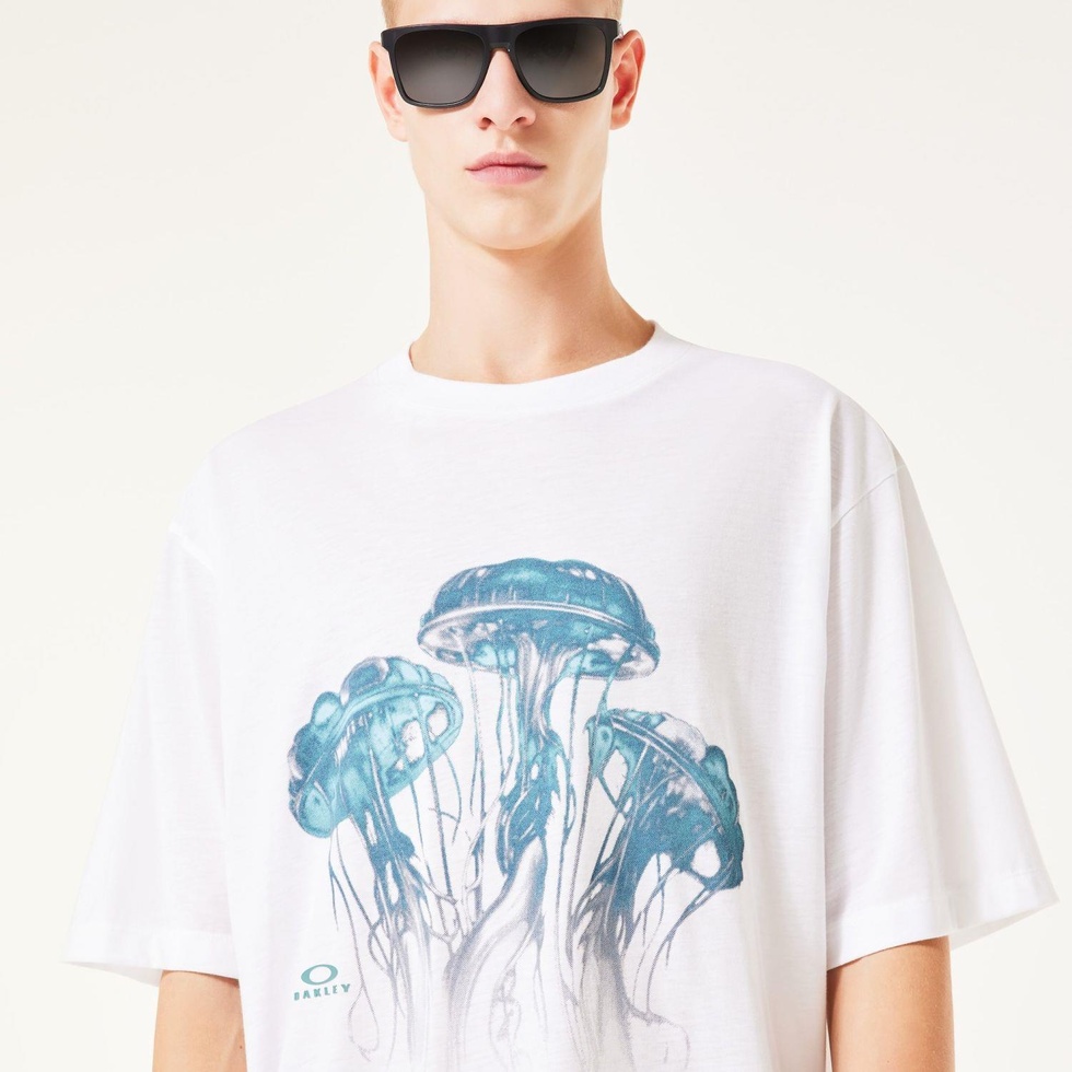 White Erkek Tişört